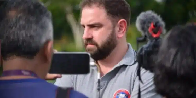 Câmara aprova moção de repúdio ao filho de Lula por agressão contra ex-mulher