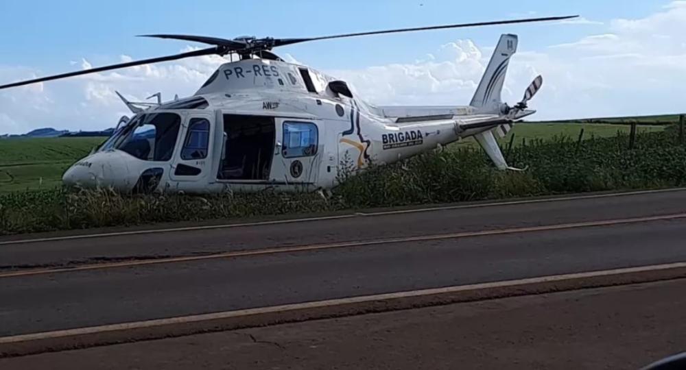 Helicóptero com vice-governador do RS faz pouso de emergência em estrada